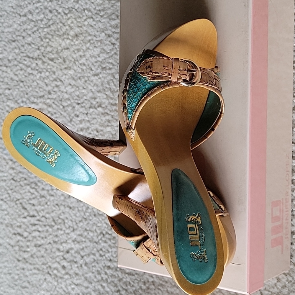 JLO heels "Carlota Turquoise"